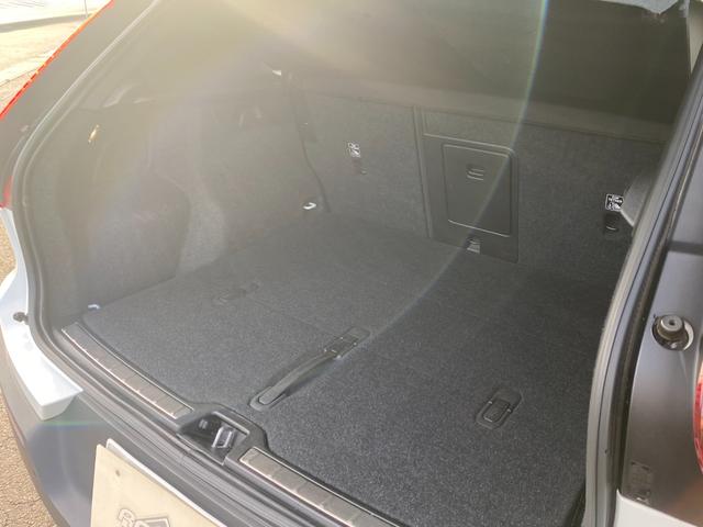 ＸＣ４０ Ｂ４　ＡＷＤ　インスクリプション　ＨＤＤナビ　３６０°カメラ　ベージュ本革　ＨａｒｍａｎＫａｒｄｏｎ　ＣａｒＰｌａｙ　インテリセーフ　ＬＫＡ　ＡＣＣ　サイドＡ　ステアヒーター　クリスタルシフトノブ　Ｗチャージ　前後ドラレコ　ＣＴＡ（26枚目）