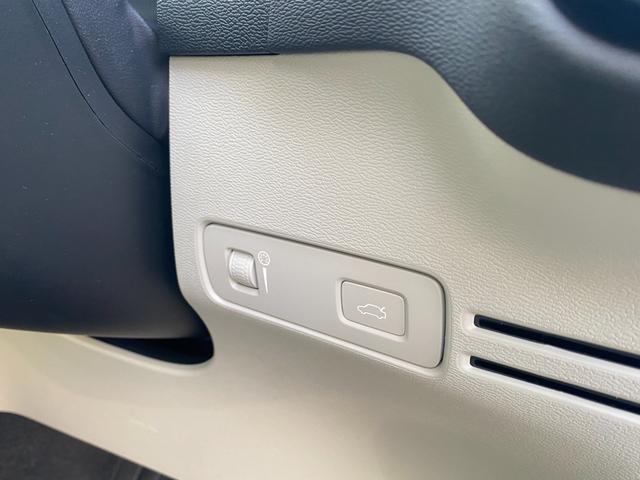 ＸＣ４０ Ｂ４　ＡＷＤ　インスクリプション　ＨＤＤナビ　３６０°カメラ　ベージュ本革　ＨａｒｍａｎＫａｒｄｏｎ　ＣａｒＰｌａｙ　インテリセーフ　ＬＫＡ　ＡＣＣ　サイドＡ　ステアヒーター　クリスタルシフトノブ　Ｗチャージ　前後ドラレコ　ＣＴＡ（38枚目）