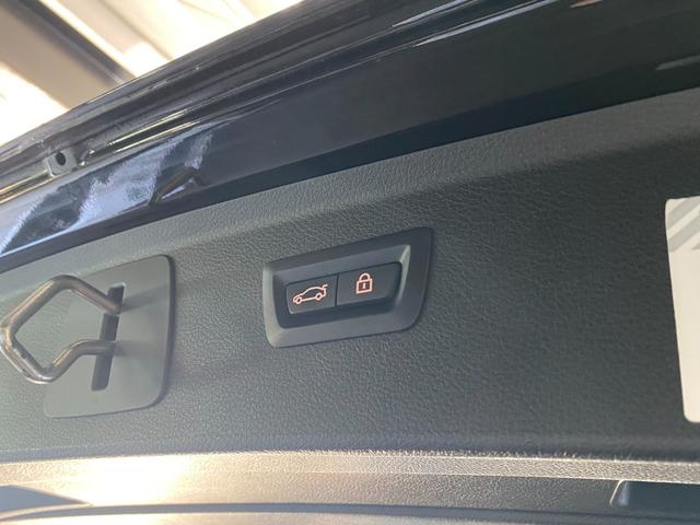 ２シリーズ ２１８ｄアクティブツアラー　ラグジュアリー　後期モデル　タッチパネルｉＤｒｉｖｅナビ　バックカメラ　オイスター革シート　前席シートヒーター　レインセンサー　インテリセーフＰＫＧ　アンビエントライト　パワーバックドア　フットオープナー　前後Ｄレコ（25枚目）