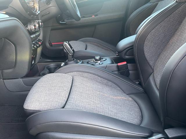 ＭＩＮＩ クーパーＤクロスオーバプレミアム＋Ｐエセンシルトリム　ワンオーナー　デジタルメーター　ＨＤＤナビ　社外フルセグ　Ｂカメラ　ディスプレイＬ　ＡＣＣ　ＬＥＤオートライト　ＳＰＯＲＴ　ＧＲＥＥＮモード　前席Ｓヒーター　前後ドラレコ　アンビエントＬ　Ｃアクセス（11枚目）