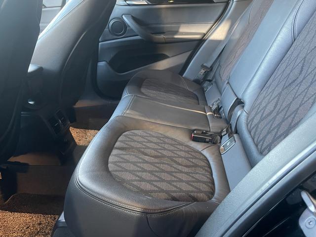 Ｘ１ ｘＤｒｉｖｅ　１８ｄ　ｘライン　ワンオーナー　アドバンスドアクティブセーフティＰＫＧ　ＡＣＣ　前席シートヒーター　ＨＵＤ　タッチパネルｉＤｒｉｖｅナビ　バックカメラ　インテリセーフティＰＫＧ　衝突警告　レインセンサー　ＨＤＣ　ＬＥＤ（15枚目）
