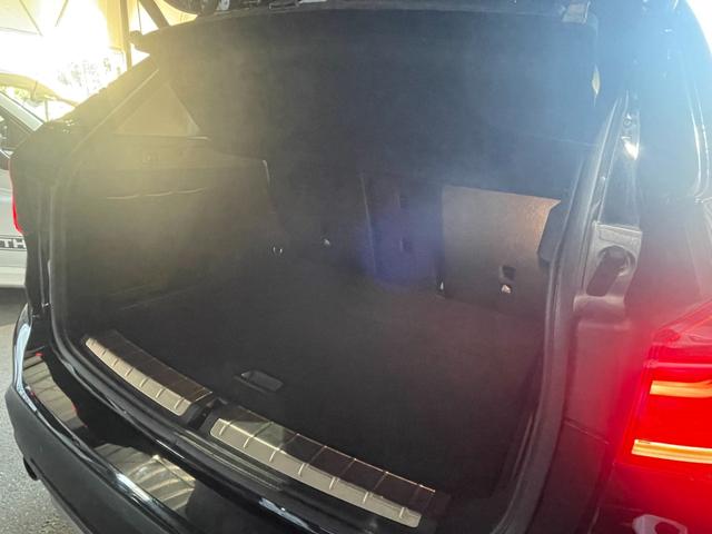 Ｘ１ ｘＤｒｉｖｅ　１８ｄ　ｘライン　ワンオーナー　アドバンスドアクティブセーフティＰＫＧ　ＡＣＣ　前席シートヒーター　ＨＵＤ　タッチパネルｉＤｒｉｖｅナビ　バックカメラ　インテリセーフティＰＫＧ　衝突警告　レインセンサー　ＨＤＣ　ＬＥＤ（22枚目）