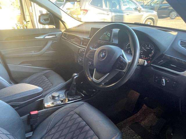 Ｘ１ ｘＤｒｉｖｅ　１８ｄ　ｘライン　ワンオーナー　アドバンスドアクティブセーフティＰＫＧ　ＡＣＣ　前席シートヒーター　ＨＵＤ　タッチパネルｉＤｒｉｖｅナビ　バックカメラ　インテリセーフティＰＫＧ　衝突警告　レインセンサー　ＨＤＣ　ＬＥＤ（25枚目）