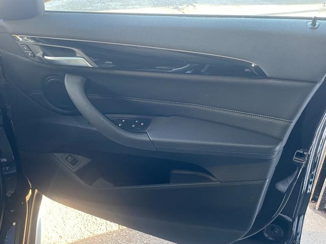 Ｘ１ ｘＤｒｉｖｅ　１８ｄ　ｘライン　ワンオーナー　アドバンスドアクティブセーフティＰＫＧ　ＡＣＣ　前席シートヒーター　ＨＵＤ　タッチパネルｉＤｒｉｖｅナビ　バックカメラ　インテリセーフティＰＫＧ　衝突警告　レインセンサー　ＨＤＣ　ＬＥＤ（29枚目）