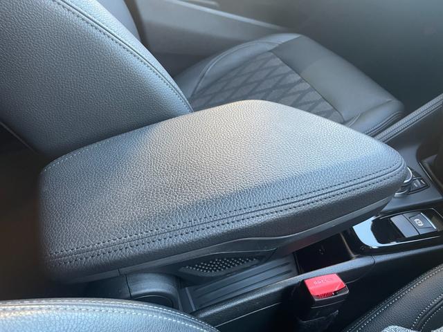 Ｘ１ ｘＤｒｉｖｅ　１８ｄ　ｘライン　ワンオーナー　アドバンスドアクティブセーフティＰＫＧ　ＡＣＣ　前席シートヒーター　ＨＵＤ　タッチパネルｉＤｒｉｖｅナビ　バックカメラ　インテリセーフティＰＫＧ　衝突警告　レインセンサー　ＨＤＣ　ＬＥＤ（51枚目）