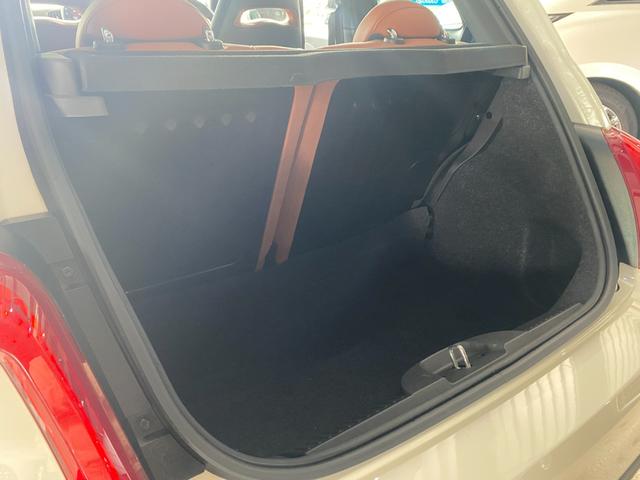 アバルト５９５ コンペティツィオーネ　Ｕ－Ｃｏｎｎｅｃｔ　ＣａｒＰｌａｙ　Ｓａｂｅｌｔ茶半革シート　社外エアクリ　レコードモンツァＭ　Ｂｒｅｍｂｏ赤キャリパー　キーシリンダーイルミ　前後Ｄレコ　社外セキュリティ　ＡＢＡＲＴＨサイドデカール（20枚目）