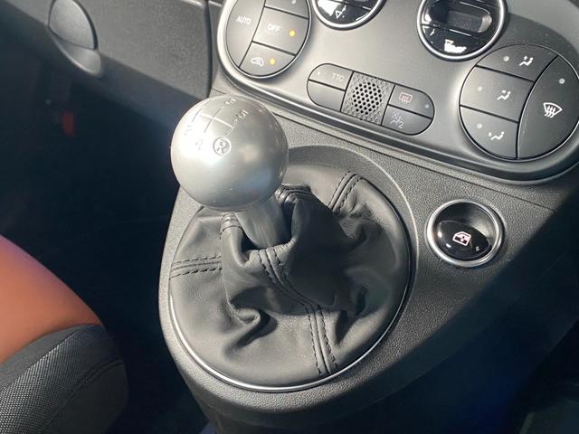 アバルト５９５ コンペティツィオーネ　Ｕ－Ｃｏｎｎｅｃｔ　ＣａｒＰｌａｙ　Ｓａｂｅｌｔ茶半革シート　社外エアクリ　レコードモンツァＭ　Ｂｒｅｍｂｏ赤キャリパー　キーシリンダーイルミ　前後Ｄレコ　社外セキュリティ　ＡＢＡＲＴＨサイドデカール（49枚目）