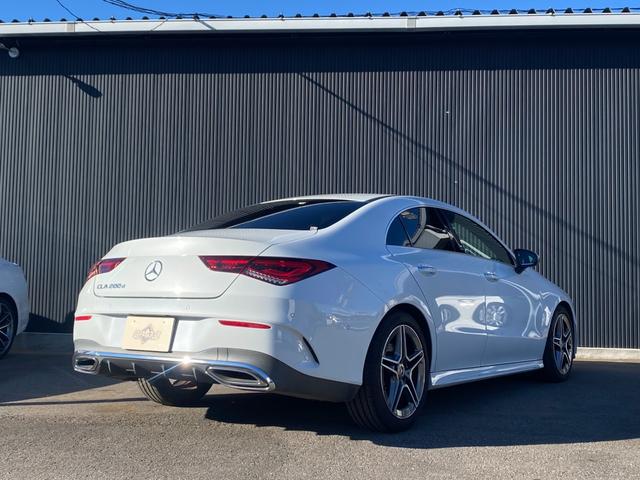 ＣＬＡクラス ＣＬＡ２００ｄ　ＡＭＧレザーエクスクルーシブパッケジ　ワンオーナー　ＭＢＵＸ　１２セグ　レザーエクスクルーシブＰＫＧ　赤黒革シート　前席Ｍ付Ｐシート　前席Ｓヒーター　Ｂカメラ　Ｄセレクト　前後ドラレコ　ＡＬＫＡ　ＬＣＡ　Ａブレーキアシスト　ＢＳＡ　ＡＣＣ（7枚目）