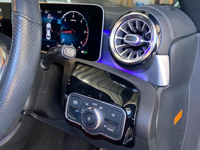 ＣＬＡクラス ＣＬＡ２００ｄ　ＡＭＧレザーエクスクルーシブパッケジ　ワンオーナー　ＭＢＵＸ　１２セグ　レザーエクスクルーシブＰＫＧ　赤黒革シート　前席Ｍ付Ｐシート　前席Ｓヒーター　Ｂカメラ　Ｄセレクト　前後ドラレコ　ＡＬＫＡ　ＬＣＡ　Ａブレーキアシスト　ＢＳＡ　ＡＣＣ（35枚目）