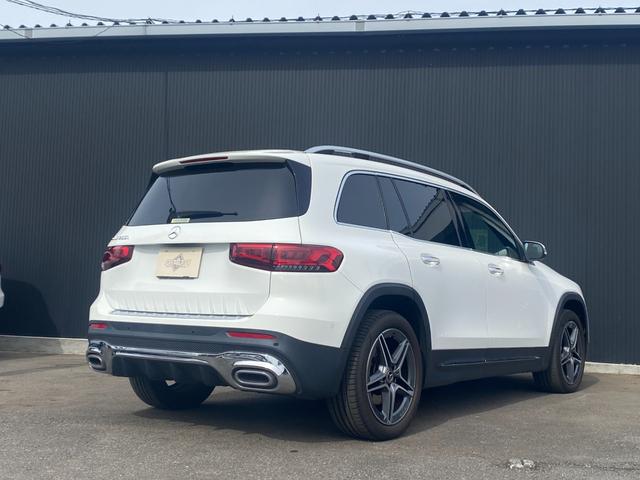 GLB GLB200d AMGレザーエクスクルーシブP パノラマSR Dコクピットディスプレイ 12セグ HUD チタニウムグレー本革 MBUX 360°カメラ Mercedes-me 64色アンビエントL Wチャージ Pバックドア Fオープナー ACC(7枚目)