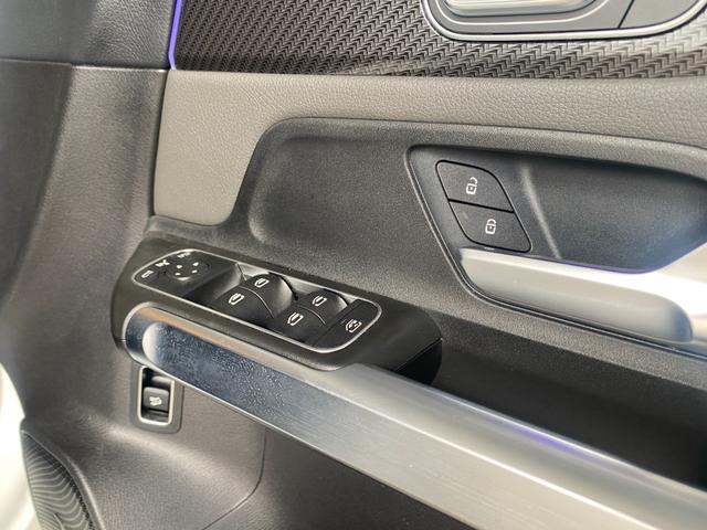 GLB GLB200d AMGレザーエクスクルーシブP パノラマSR Dコクピットディスプレイ 12セグ HUD チタニウムグレー本革 MBUX 360°カメラ Mercedes-me 64色アンビエントL Wチャージ Pバックドア Fオープナー ACC(33枚目)