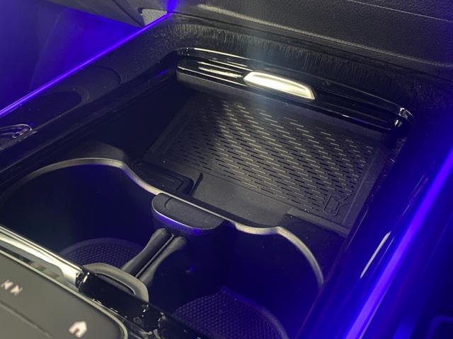 GLB GLB200d AMGレザーエクスクルーシブP パノラマSR Dコクピットディスプレイ 12セグ HUD チタニウムグレー本革 MBUX 360°カメラ Mercedes-me 64色アンビエントL Wチャージ Pバックドア Fオープナー ACC(54枚目)