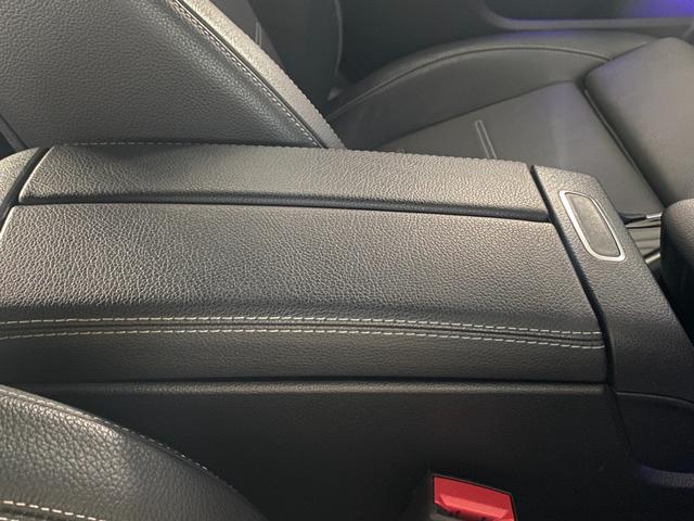 GLB GLB200d AMGレザーエクスクルーシブP パノラマSR Dコクピットディスプレイ 12セグ HUD チタニウムグレー本革 MBUX 360°カメラ Mercedes-me 64色アンビエントL Wチャージ Pバックドア Fオープナー ACC(57枚目)