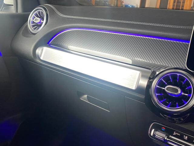 GLB GLB200d AMGレザーエクスクルーシブP パノラマSR Dコクピットディスプレイ 12セグ HUD チタニウムグレー本革 MBUX 360°カメラ Mercedes-me 64色アンビエントL Wチャージ Pバックドア Fオープナー ACC(59枚目)