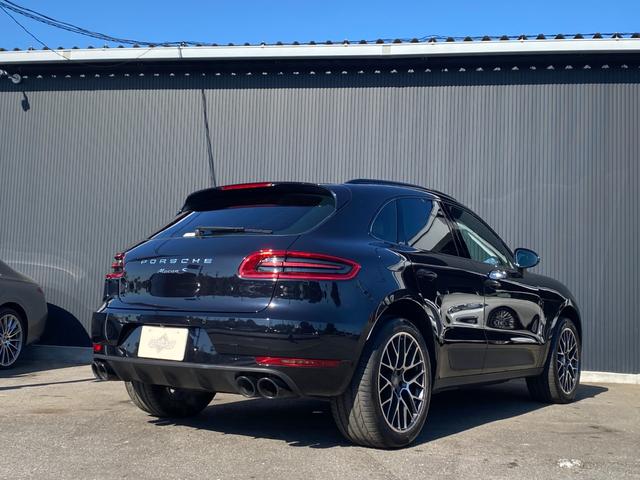 オートローンのお支払い方法は、通常のオートローンの他に、自由型払いのニューバジェットローンや、ネオ・バリアぶるプランβをご利用頂けます。