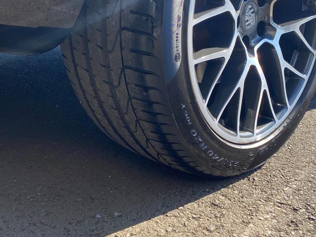 ご商談におかれましては、電話での商談や、携帯のフェイスタイム機能などを使ってのオンライン商談も可能です。