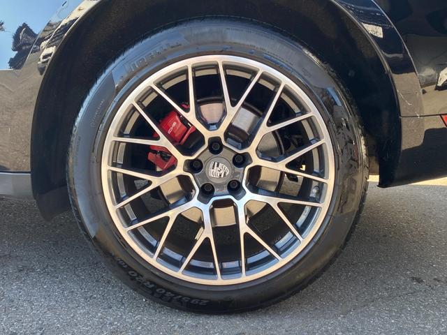 当店では、高年式・低走行車をメインとし販売を行なっております。万が一、ご希望の車両がない場合でも、お客様のご希望車両は、当店のバックオーダーシステムをご利用頂く事も可能です。