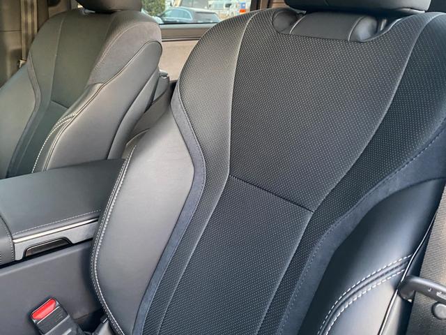 ＬＭ ＬＭ５００ｈ　バージョンＬ　１４ｉｎｃｈ前後席モニター　　Ｍａｒｋ　Ｌｅｖｉｎｓｏｎ　メーカーナビ　１２セグＴＶ　ムーンルーフ　ユニバーサルステップ　前後席Ｓベンチレーション　ステアリングヒーター　クライメートコンシェルジュ（12枚目）