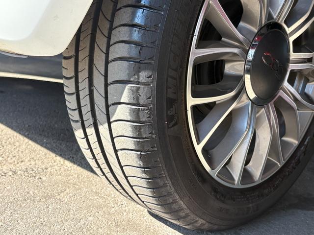 500 ルッソ 100台限定車 ワンオーナー ポルトローナフラウ社製ボルドー革シート メッキドアミラーキャップ 専用15inchAW ガラスルーフ AppleCarPlay Bluetooth USB ASR HID(57枚目)