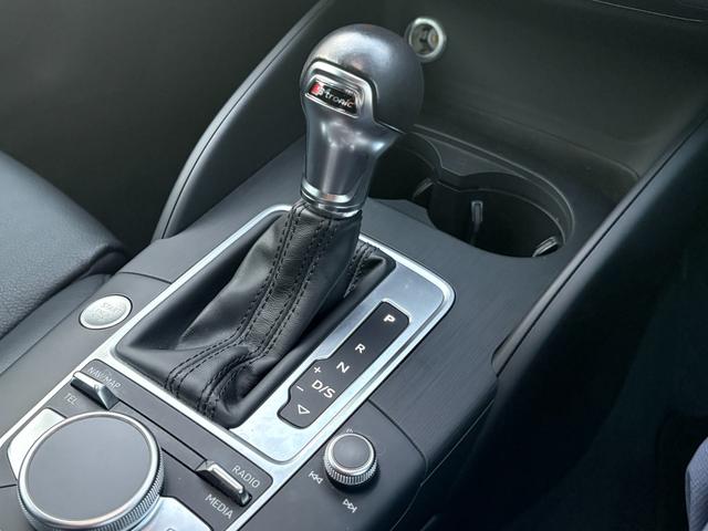 A3 スポーツバック2.0TFSIクワトロ スポーツ ワンオーナー ヴァーチャルコクピット ラグジュアリーPKG コンビニエンスPKG LED ACC 黒革 前席シートヒーター MMIナビ 12セグ Bカメラ Audiプレセンス Audiドライブセレクト(52枚目)