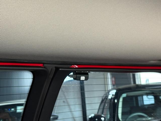 MINI クーパー クラブマン HDDナビ フルセグ Bカメラ ペッパーPKG ACC Mファンクションステア ミラー型ETC 前後ドラレコ インテリセーフPKG 衝突警告 前席Sヒーター Cアクセス アンビエントL フットトランク(40枚目)