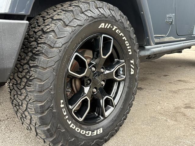 �I�[�g���[���̂��x�������@�́A�ʏ�̃I�[�g���[���̑��ɁA���R�^�����̃j���[�o�W�F�b�g���[����A�l�I�E�o���A�Ԃ�v�������������p�����܂��B