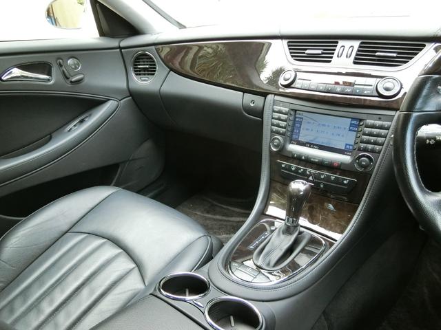 CLS500 エアロ 19インチAW 黒革(17枚目)