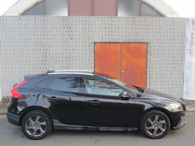 V40 クロスカントリー T5 AWD ワンオーナー 純正ナビ Bluetooth シートヒーター(5枚目)