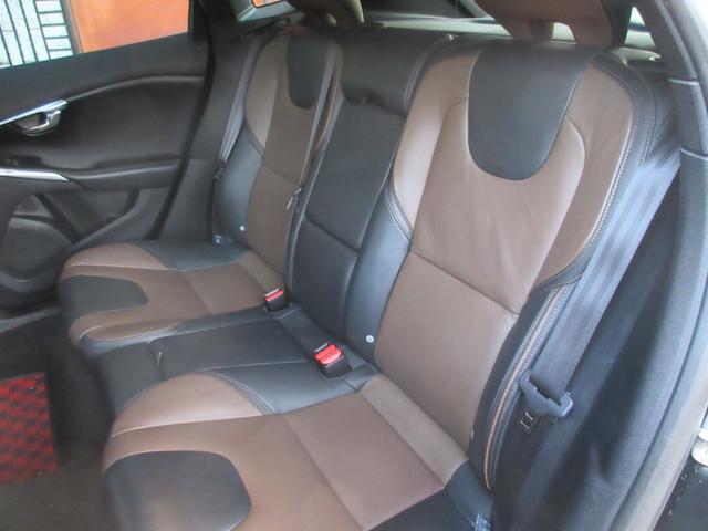 V40 クロスカントリー T5 AWD ワンオーナー 純正ナビ Bluetooth シートヒーター(12枚目)