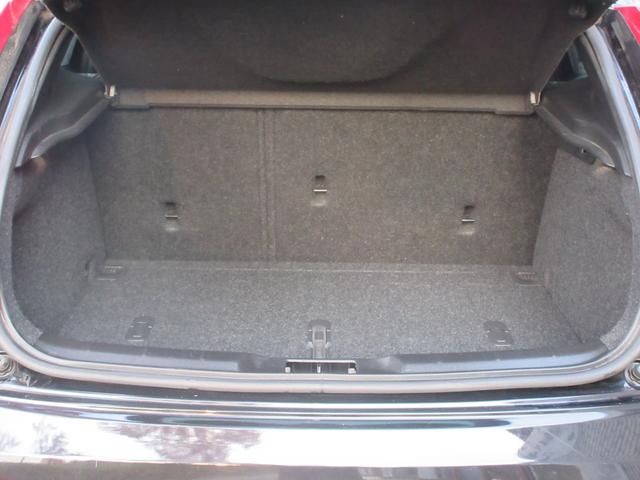 V40 クロスカントリー T5 AWD ワンオーナー 純正ナビ Bluetooth シートヒーター(19枚目)