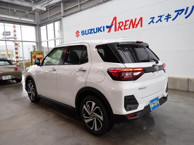 ライズ Ｚ　セーフティセンス　ＢＳＭ＋ＲＣＴＡ　９インチディスプレイオーディオパッケージ　パノラミックビューパッケージ　シートヒーター　ビルトインＥＴＣ　フロアマット　ＬＥＤヘッドランプ（6枚目）