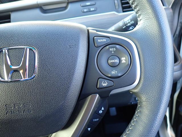 フリード+ハイブリッド ハイブリッドG・ホンダセンシング Cパッケージ 9インチプレミアムインターナビ フルセグTV バックカメラ ビルトインETC ナビ連動前後ドライブレコーダー シートヒーター 両側パワースライドドア LEDヘッドランプ(15枚目)