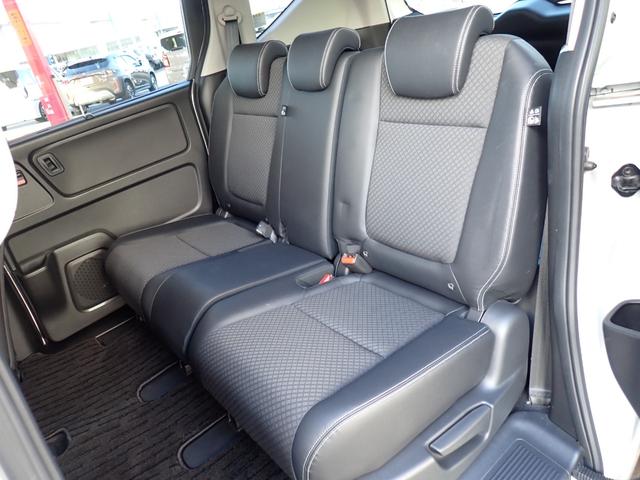 フリード+ハイブリッド ハイブリッドG・ホンダセンシング Cパッケージ 9インチプレミアムインターナビ フルセグTV バックカメラ ビルトインETC ナビ連動前後ドライブレコーダー シートヒーター 両側パワースライドドア LEDヘッドランプ(29枚目)