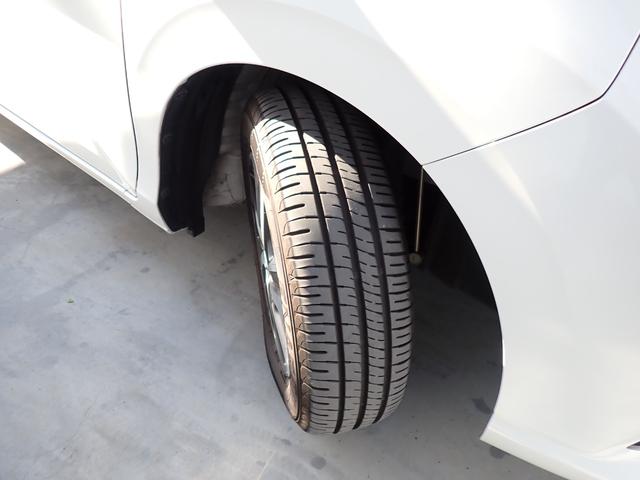 フリード+ハイブリッド ハイブリッドG・ホンダセンシング Cパッケージ 9インチプレミアムインターナビ フルセグTV バックカメラ ビルトインETC ナビ連動前後ドライブレコーダー シートヒーター 両側パワースライドドア LEDヘッドランプ(38枚目)