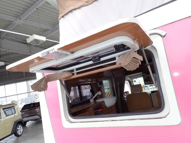 ハイゼットトラック 　ポップアップルーフ　メモリーナビ　バックカメラ　ＥＴＣ　後席テレビ　サブバッテリー　走行充電　外部１００Ｖ充電　ソーラー充電　インバーター　シンク　給排水タンク　テーブル　室内ＬＥＤ照明（43枚目）