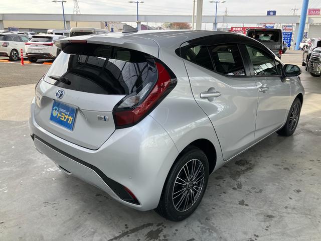 アクア Ｘ　メーカーオプションナビ　パノラミックビューモニター　プリクラッシュセーフティ　レーダークルーズコントロール　ＬＥＤヘッドライト　ＥＴＣ車載器　前後ソナー（4枚目）