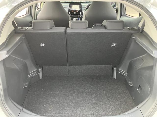 アクア Ｘ　メーカーオプションナビ　パノラミックビューモニター　プリクラッシュセーフティ　レーダークルーズコントロール　ＬＥＤヘッドライト　ＥＴＣ車載器　前後ソナー（15枚目）