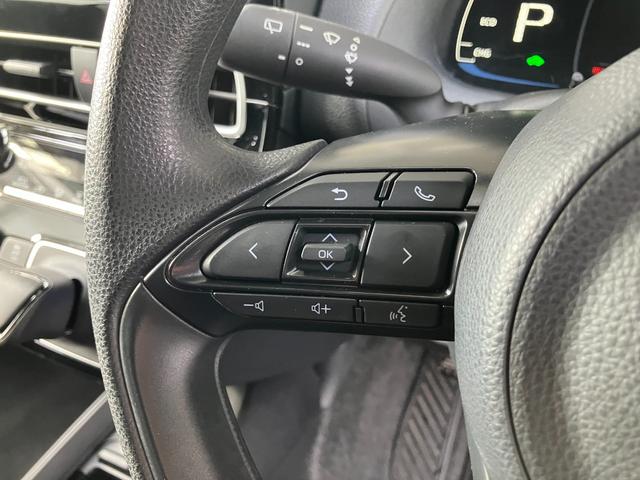 アクア Ｘ　メーカーオプションナビ　パノラミックビューモニター　プリクラッシュセーフティ　レーダークルーズコントロール　ＬＥＤヘッドライト　ＥＴＣ車載器　前後ソナー（18枚目）