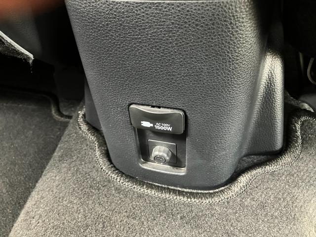 アクア Ｘ　メーカーオプションナビ　パノラミックビューモニター　プリクラッシュセーフティ　レーダークルーズコントロール　ＬＥＤヘッドライト　ＥＴＣ車載器　前後ソナー（20枚目）