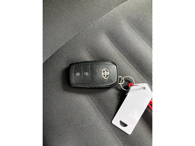 アクア Ｘ　メーカーオプションナビ　パノラミックビューモニター　プリクラッシュセーフティ　レーダークルーズコントロール　ＬＥＤヘッドライト　ＥＴＣ車載器　前後ソナー（26枚目）