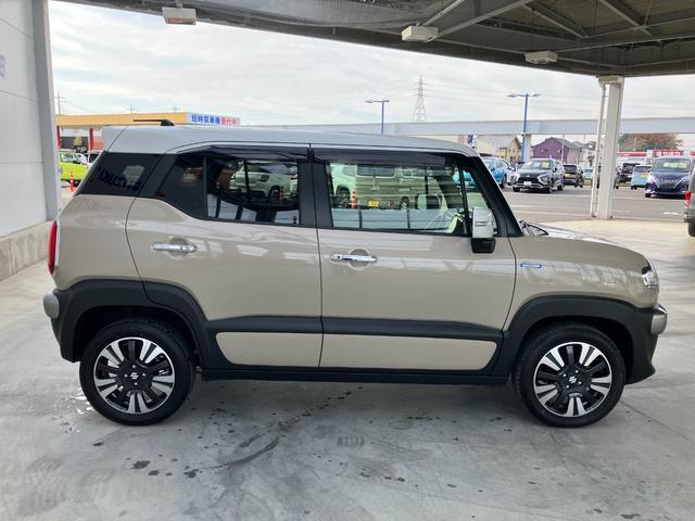 クロスビー ハイブリッドＭＺ　８インチ純正ナビフルセグＴＶ　デュアルカメラブレーキサポート　レーンアシスト　アダプティブクルーズコントロール　全方位モニター　ＬＥＤヘッドライト　シートヒーター　前後ドラレコ（7枚目）