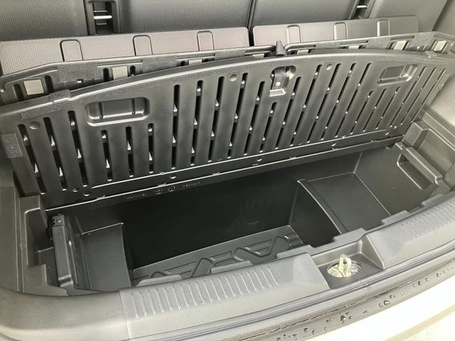 クロスビー ハイブリッドＭＺ　８インチ純正ナビフルセグＴＶ　デュアルカメラブレーキサポート　レーンアシスト　アダプティブクルーズコントロール　全方位モニター　ＬＥＤヘッドライト　シートヒーター　前後ドラレコ（18枚目）