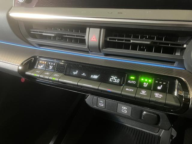 プリウス Z トヨタ純正ナビ 全方位モニター ビルトイン2.0ETC パワーバックドア シートヒーター・クーラー LEDヘッドライト(24枚目)