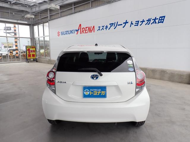 アクア Ｓ　純正メモリーナビ　ワンセグＴＶ　ＥＴＣ　キーレス　１５インチアルミホイール　ワンオーナー車（5枚目）