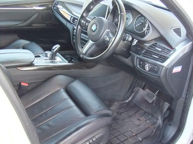 Ｘ５ ｘＤｒｉｖｅ　３５ｄ　Ｍスポーツ　パノラマルーフ　ブラックレザー　２０インチアルミ　ドラレコ　ＨＤＤ＆全方位カメラ　Ｂｌｕｅｔｏｏｔｈ　パワーバックドア（14枚目）
