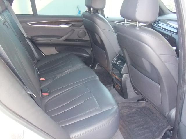 Ｘ５ ｘＤｒｉｖｅ　３５ｄ　Ｍスポーツ　パノラマルーフ　ブラックレザー　２０インチアルミ　ドラレコ　ＨＤＤ＆全方位カメラ　Ｂｌｕｅｔｏｏｔｈ　パワーバックドア（34枚目）