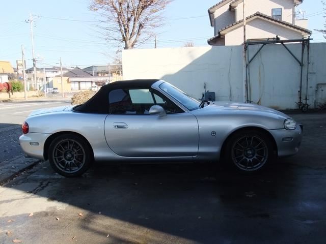 ロードスター ＲＳ　６速ＭＴ　ＯＨＬＩＮＳ車高調　ＯＺ１６インチアルミ　タイミングベルト交換済（9枚目）