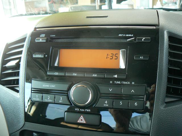 ＣＤ対応純正オーディオ♪ナビの販売、取付もやっていますのでお気軽にスタッフまで（＾＾）／