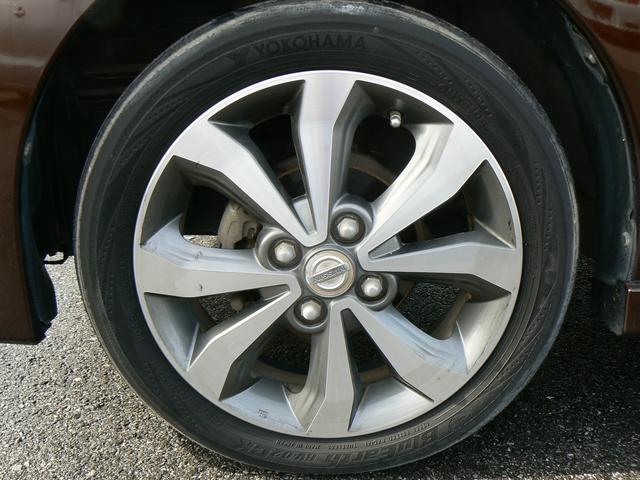 デイズルークス ハイウェイスター　Ｘ　Ｇパッケージ　純正ナビ地デジ　アラウンドビューモニター　両側パワースライドドア　プッシュスタート　スマートキー　ＥＴＣ　純正アルミ　エアバッグ　ＡＢＳ　タイミングチェーン　アイドリングストップ（18枚目）