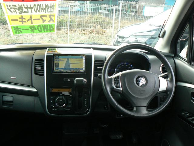 ワゴンＲスティングレー Ｔ　４ＷＤターボ　社外ＨＤＤナビ地デジ　プッシュスタート　スマートキー　ディスチャージ　ＥＴＣ　シートヒーター　純正アルミ　エアバッグ　ＡＢＳ　タイミングチェーン（11枚目）